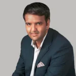 Anand Piramal Age