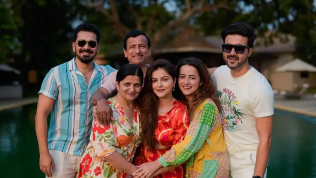 Family Jyotika Dilaik Age