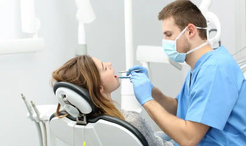 7 Situations When You Should Visit an Emergency Dentist