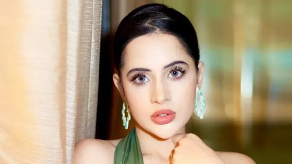 Urfi Javed Height
