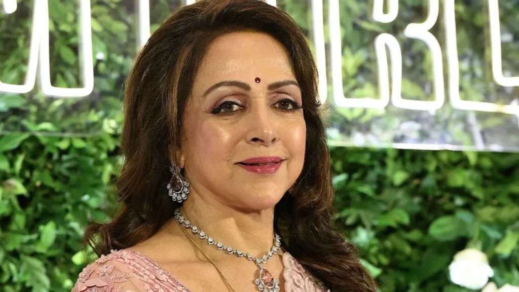 Hema Malini Height