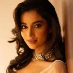 Meenakshi Chaudhary Height