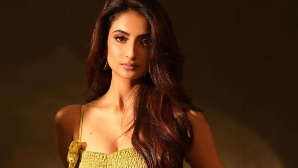 Palak Tiwari Height